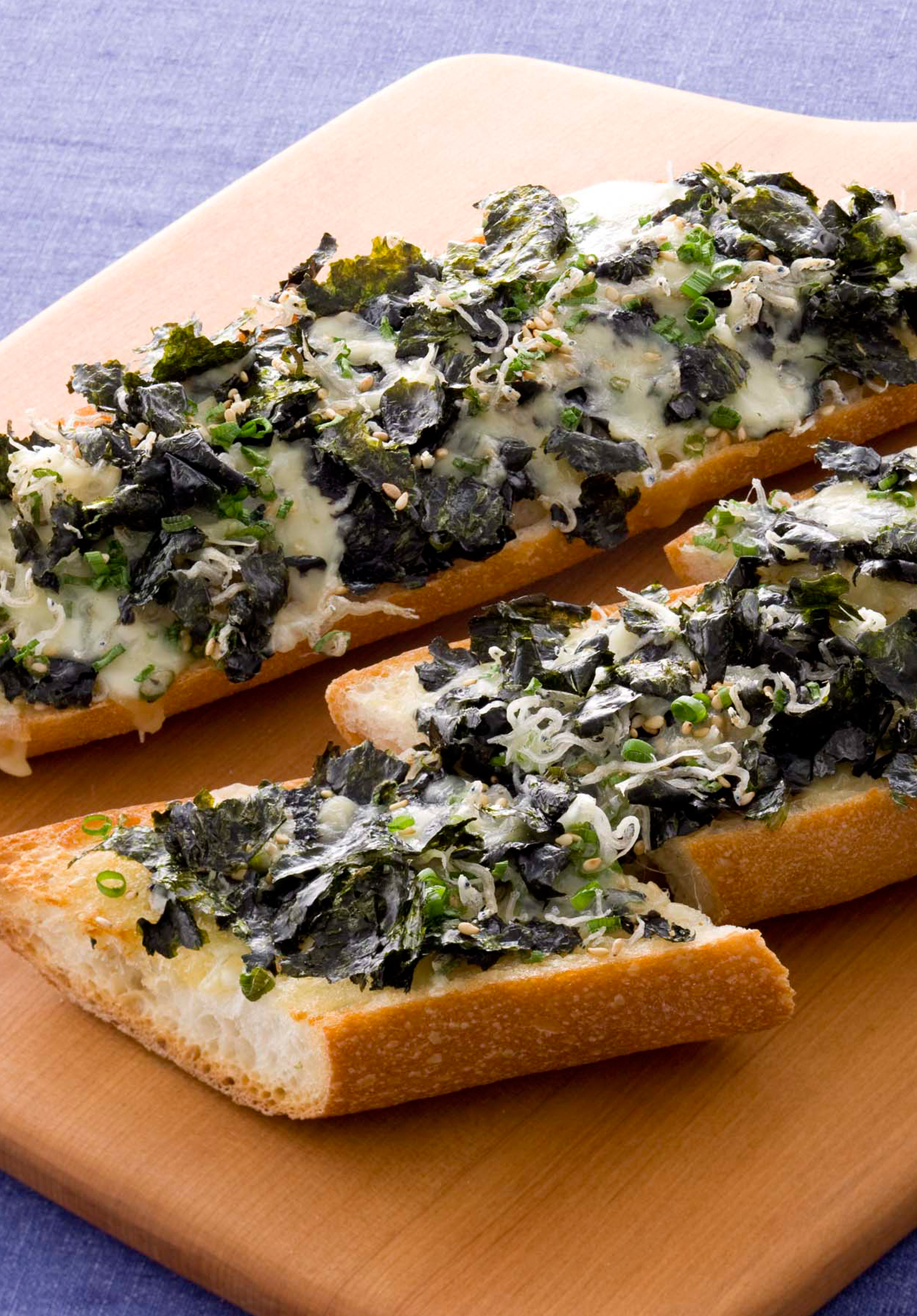 海苔とチーズとねぎのトーストの画像